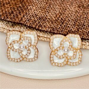 Anthropologie Elegant Gold and White Floral Pearl Stud Earrings